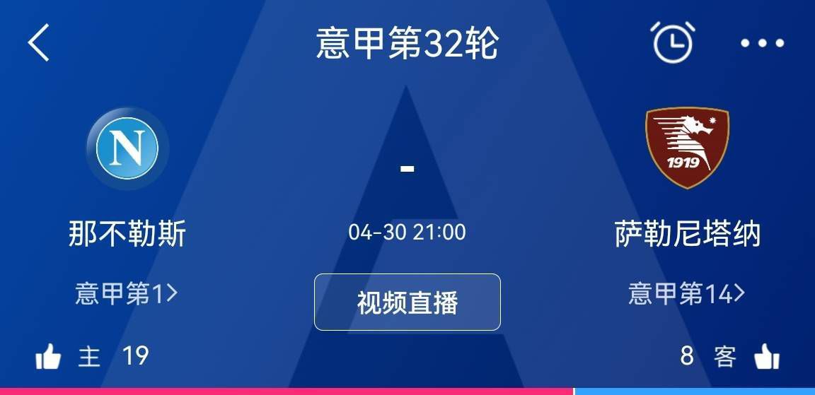 在游戏中，塔尔斯是个腼腆可爱的双尾小狐狸男孩，作为索尼克的小兄弟，一直希望自己能与索尼克一样勇敢，因此一直与索尼克一同冒险；而纳克鲁斯与索尼克则是“亦敌亦友”的关系，纳克鲁斯是一只针鼹，拥有比索尼克更强大的力气，性格非常强硬，因此经常与索尼克发生争执，但也会携手面对共同的敌人